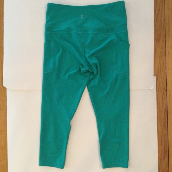 Zyia Active Wear Green stretch Leggings With Pockets Size 8-10 - Picture 4 of 8